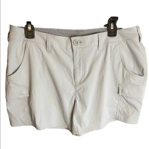 Worldwide Sportsman Women’s Cargo Shorts Fishing Shorts 12 NWOT